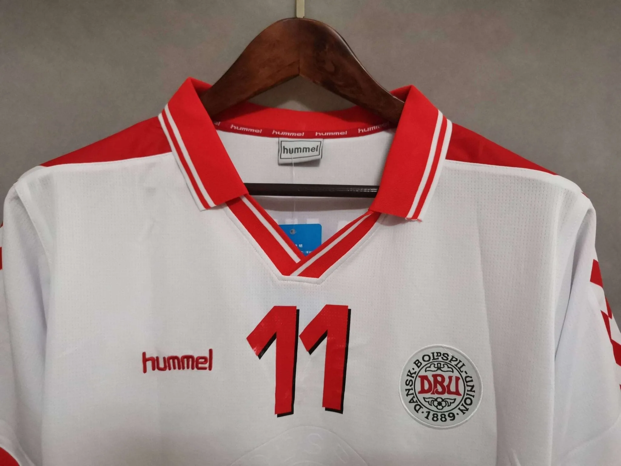 Denmark 1998 Away white kit - Image 5