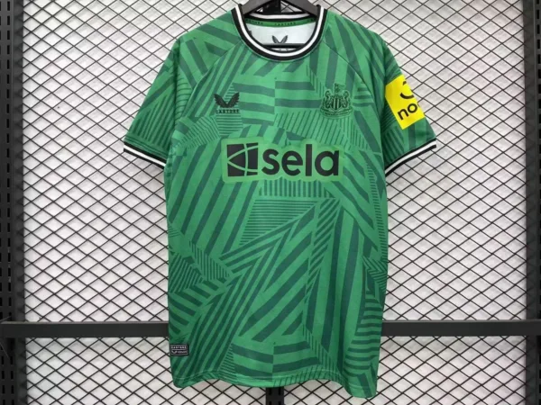 Newcastle 23/24 Away Kit – Fan version