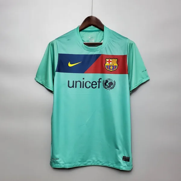 FC Barcelona 2010/2011 Away Kit