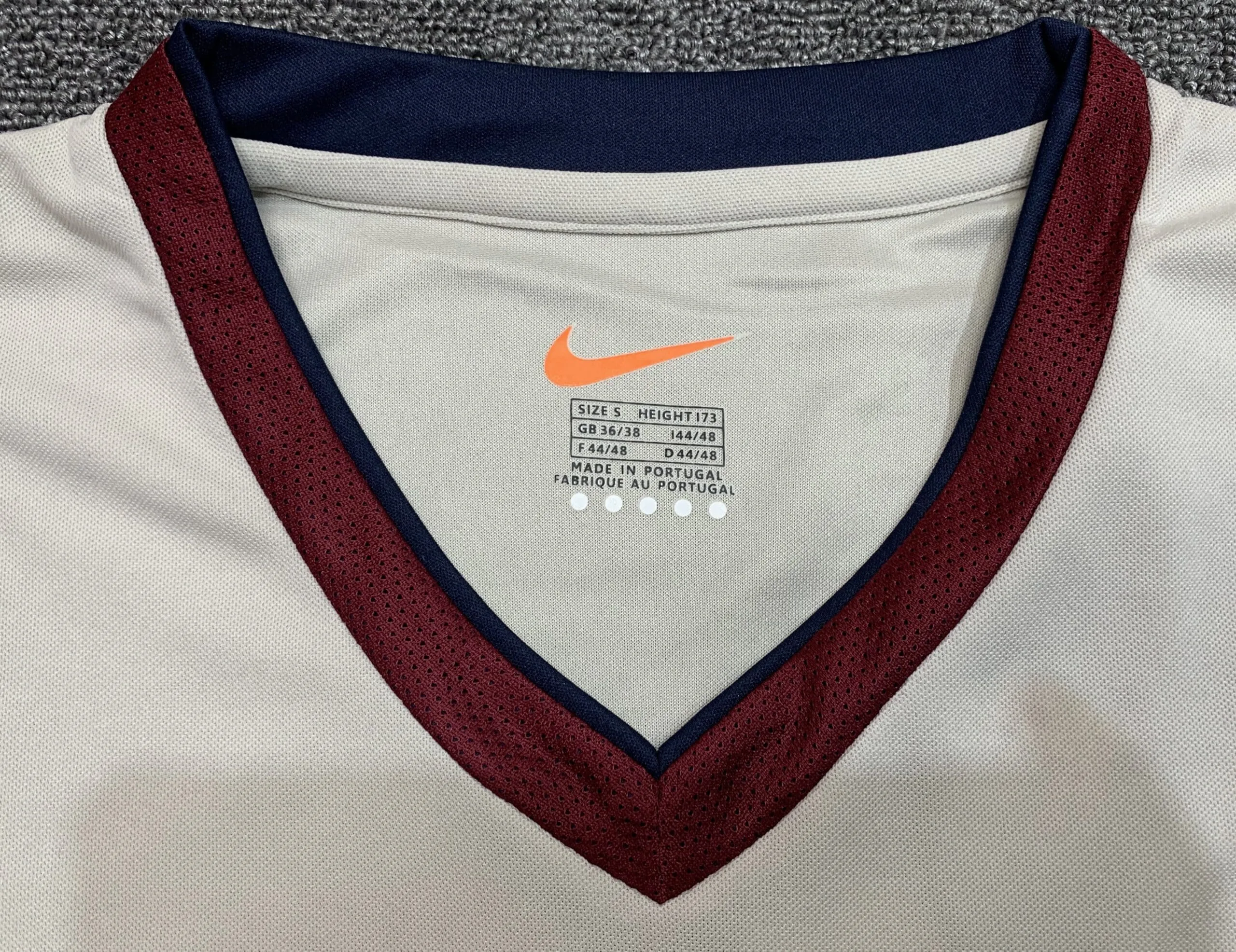 Barcelona Away Kit 1998 - Image 5
