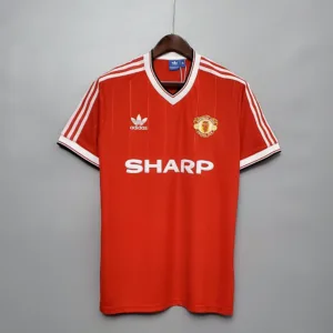 MANCHESTER UNITED 1983/1984 Home Kit