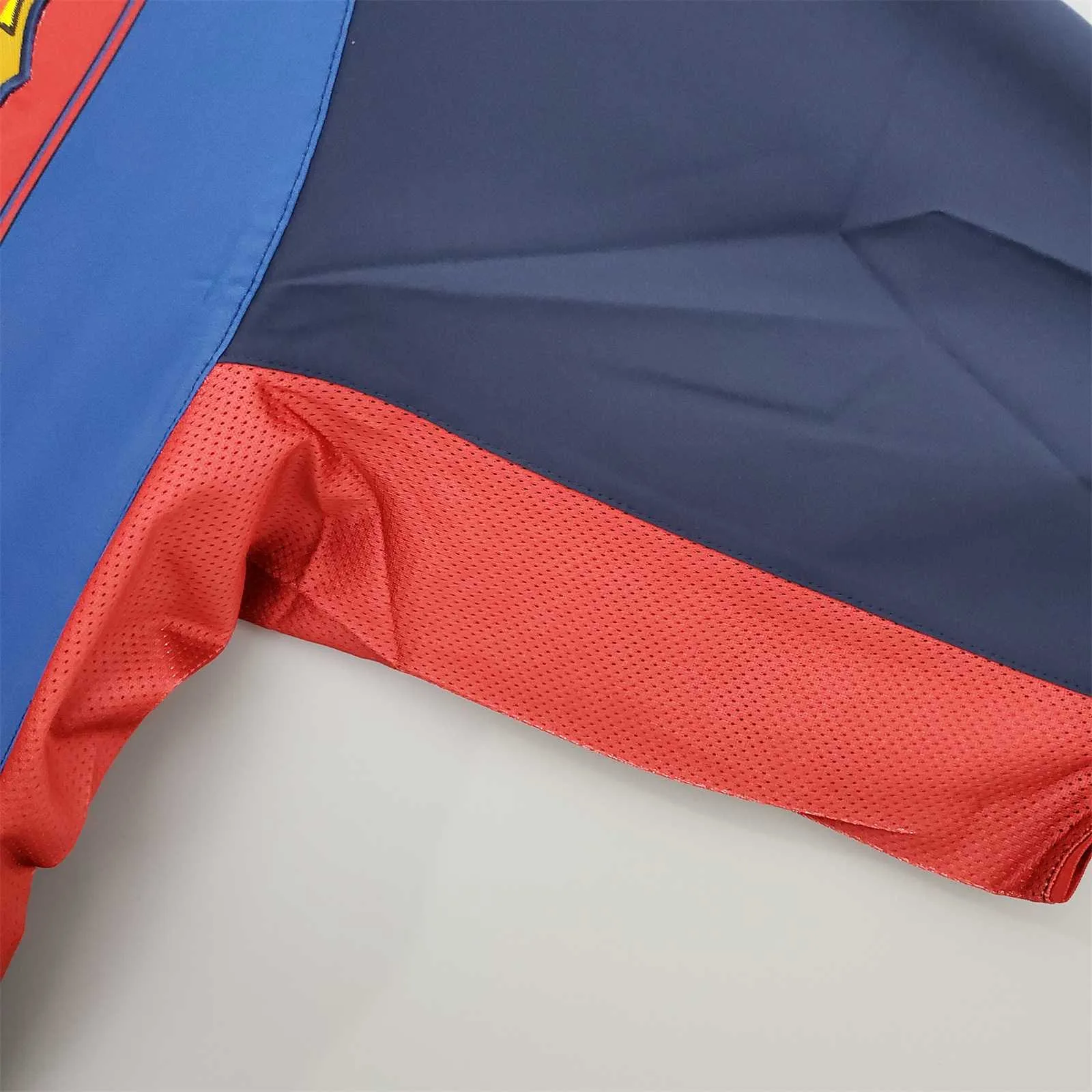 Barcelona 2003/04 Home Kit - Image 8