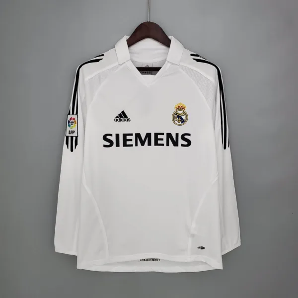 Real Madrid 2005/2006 Home Kit – Long Sleeves