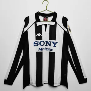 Juventus 1997/98 Home kit -Long Sleeve