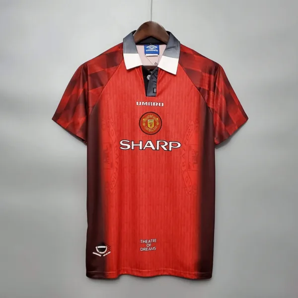 MAN United 1996/1997 Home Kit