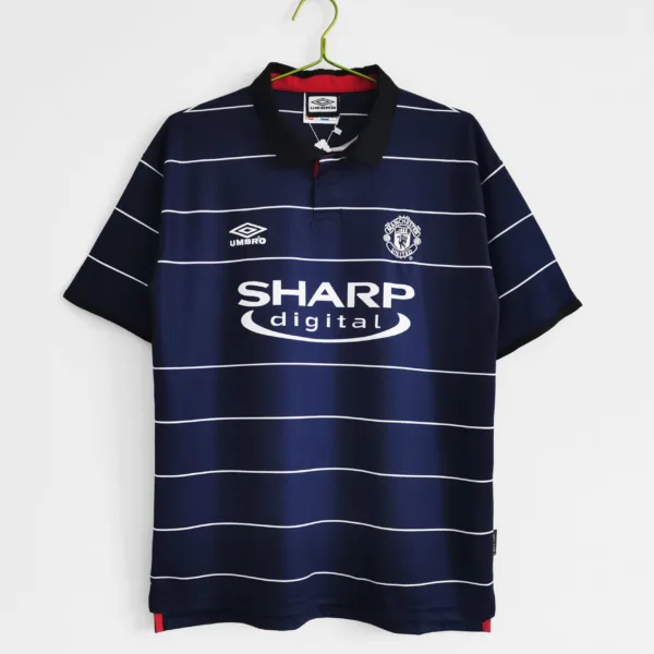 MAN United 1999/2000 Away kit