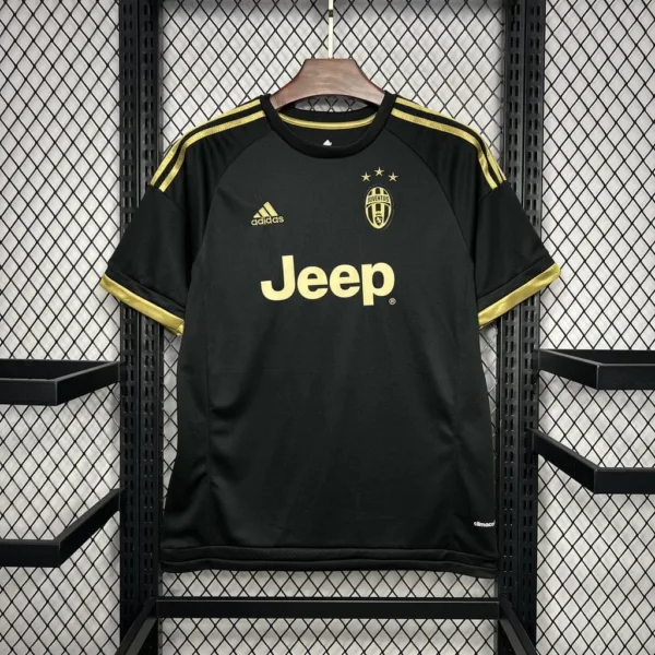 Juventus 2015/2016 Third Kit