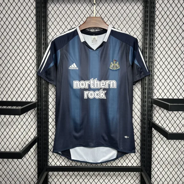 Newcastle 2004/05 Away Kit