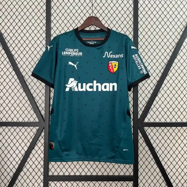 Lens 24/25 Away Kit – Fan Version