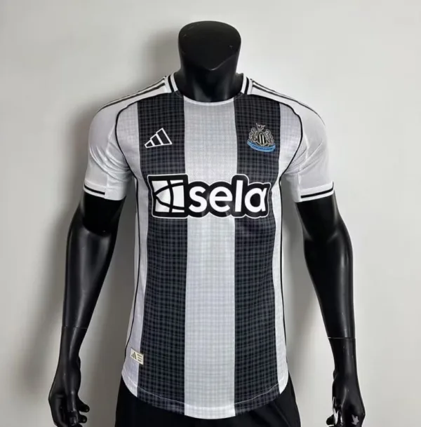 Newcastle 25/26 Home Kit – Player Version