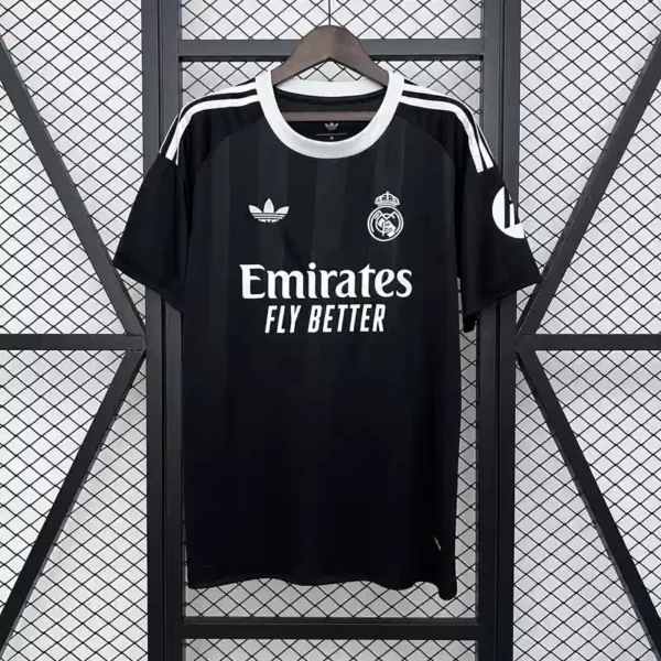 Real Madrid Special Edition Black Kit 25/26 – Fan Version