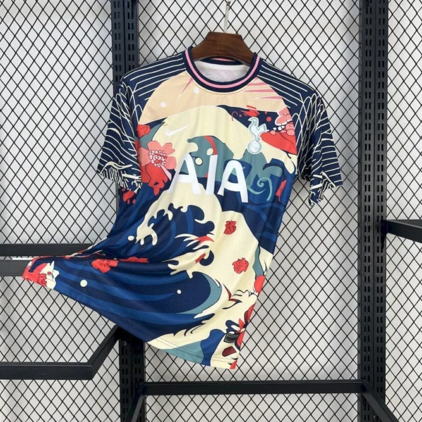 Tottenham Tsunami Special Kit