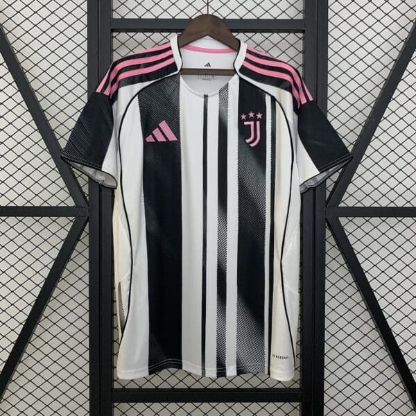 25-26 JUVENTUS home kit