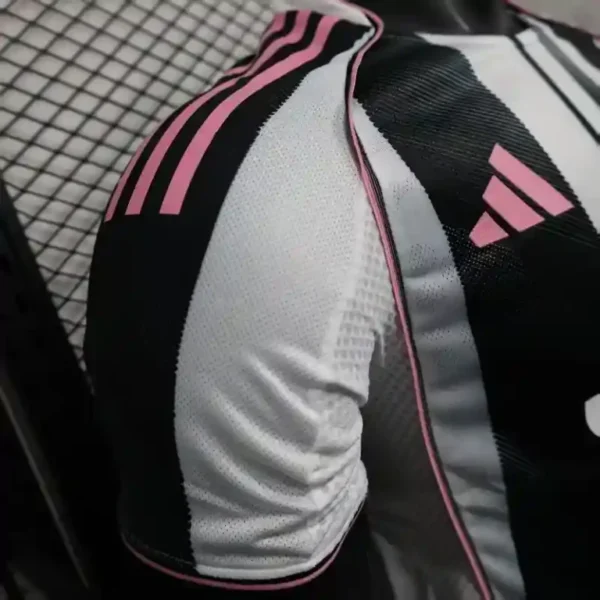 Juventus 25/26 Home Jersey - Player Version