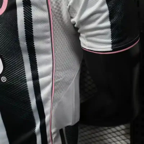Juventus 25/26 Home Jersey - Player Version