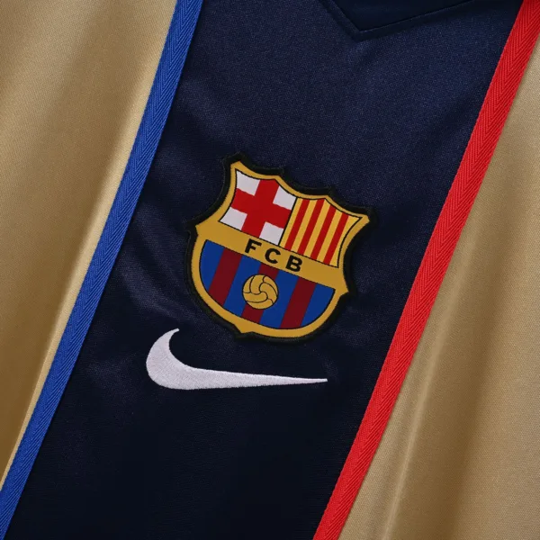 FC Barcelona 2001/02 Home Kit Retro Kit