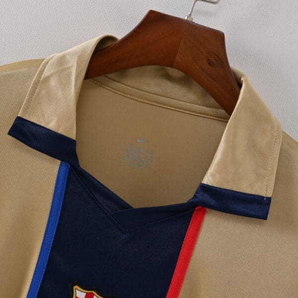 FC Barcelona 2001/02 Home Kit Retro Kit