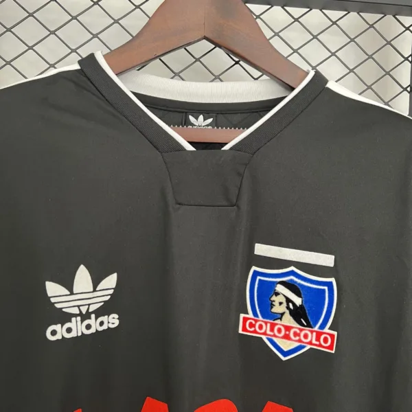 colo-colo retro kit