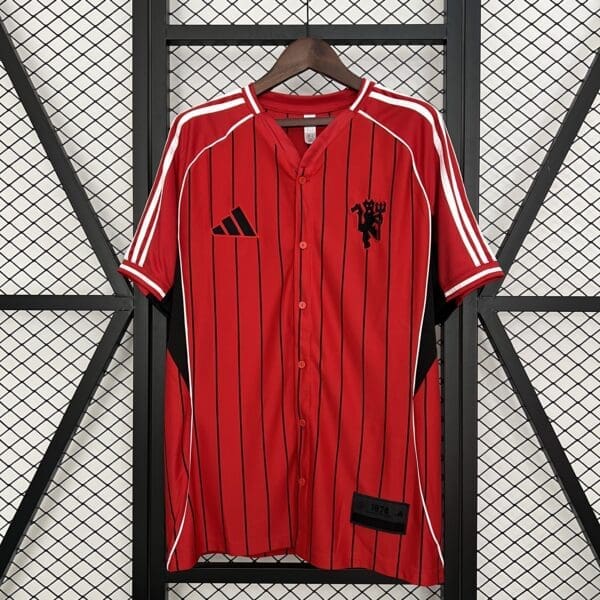 Manchester united kit