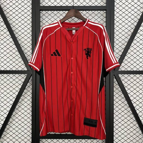 Manchester united kit