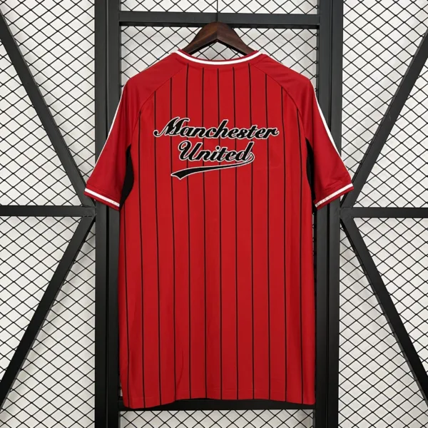 Manchester united kit