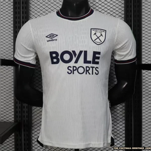 West Ham United Away kit