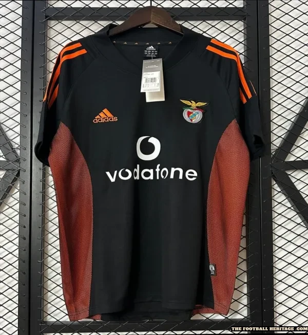 Benfica 2003/04 Home kit