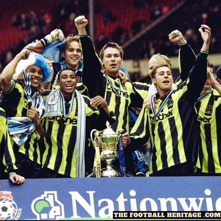 Manchester City 1998 Away Kit