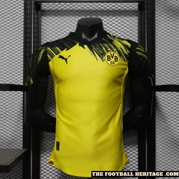 Borussia Dortmund 25/26 Black and Yellow Kit