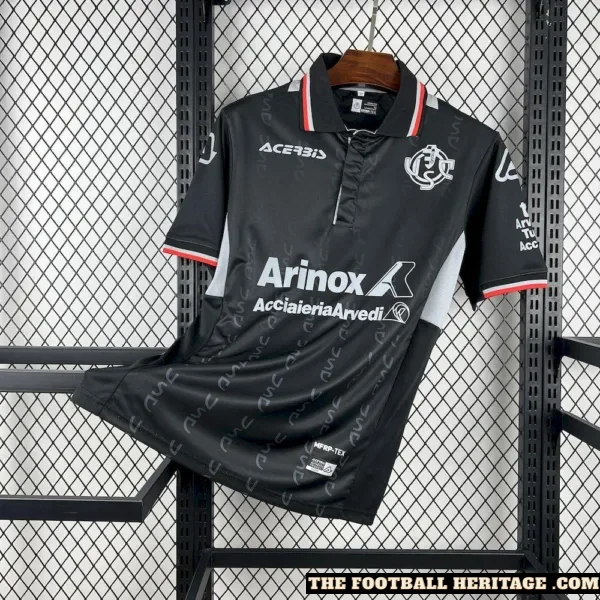 Cremonese 2025/26 Third Kit