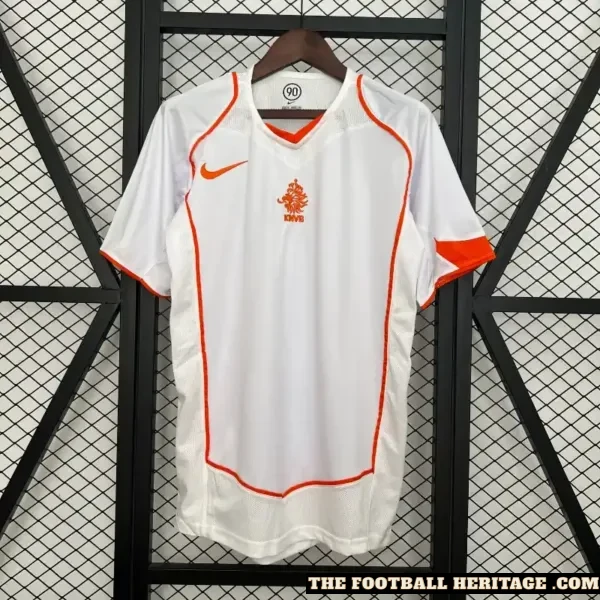 Netherlands 2004 Away kit