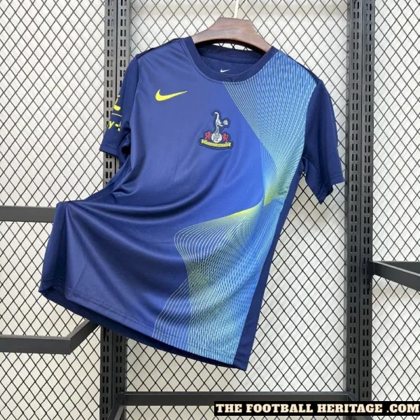 Tottenham Hotspur 2025/26 Training Kit