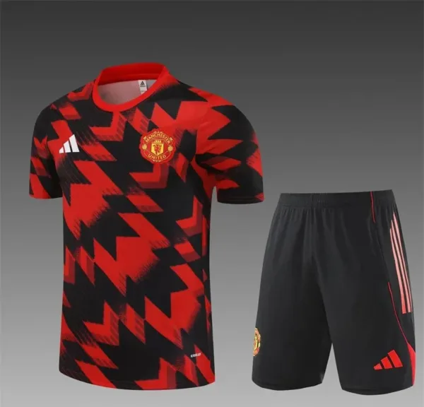 Manchester United 25/26 Black and Red Football Set
