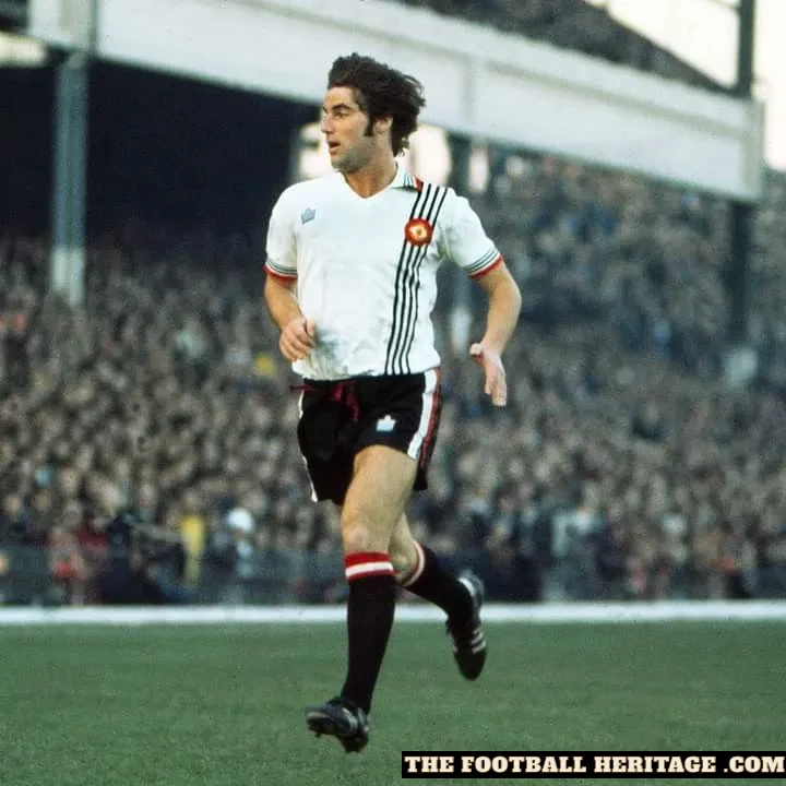 Manchester united 1975 Away Kit