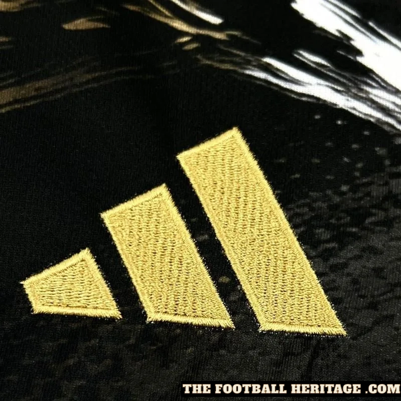 2026 Benfica Eagle Black kit - Image 6