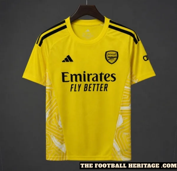 Arsenal Goalkeeper Yellow Kit