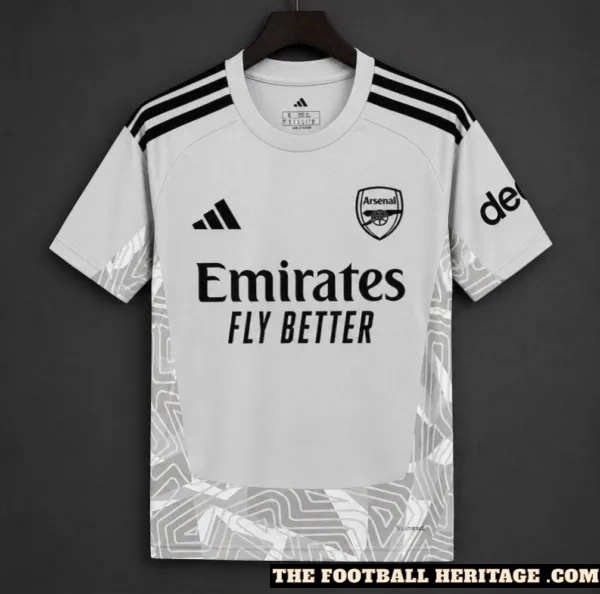 Arsenal Goalkeeper Kit