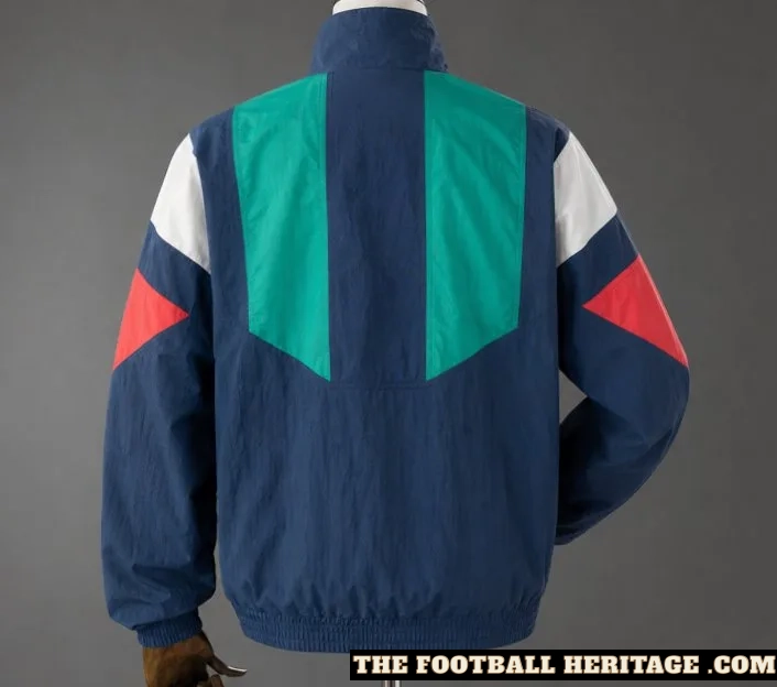 Italy EQT 1990s Vintage Windbreaker - Image 2