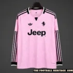 Juventus Pink Kit