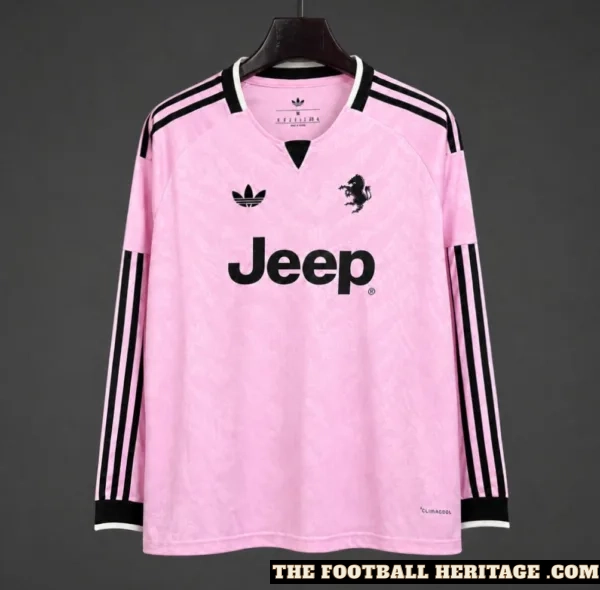 Juventus Pink Kit