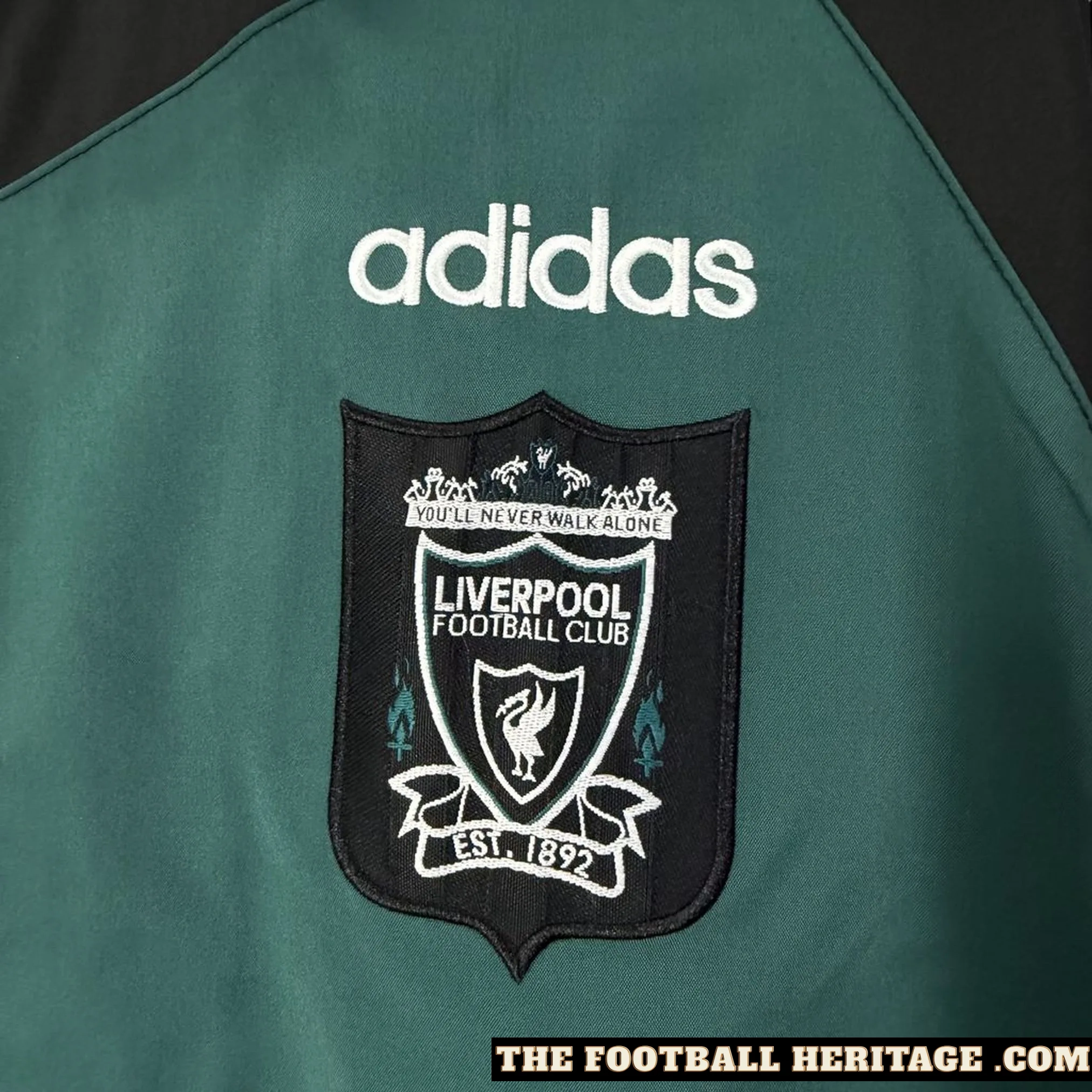 1995/96 Liverpool Retro Windbreaker - Image 2
