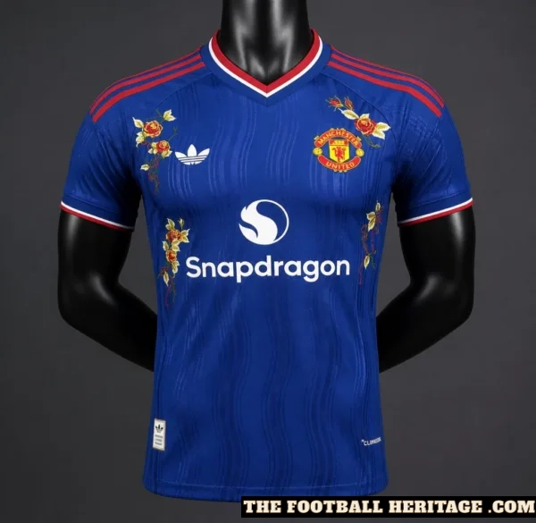 Manchester United 'Theatre of Roses' Edition | Hand-Embroidered Concept kit