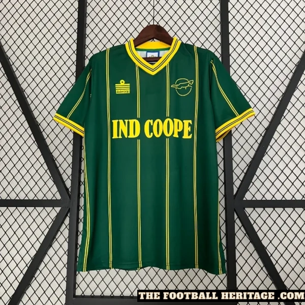 Retro Leicester City 1984 Away Kit