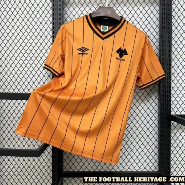Retro 1985-86 Wolves Home Kit