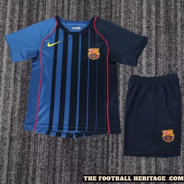 Retro Kids 04/05 Barcelona Away kit
