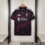 IiverpooI 26/27 Third Kit