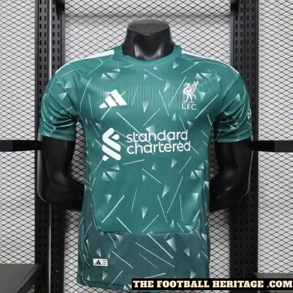 IiverpooI 26/27 Goalkeeper Kit – Player version